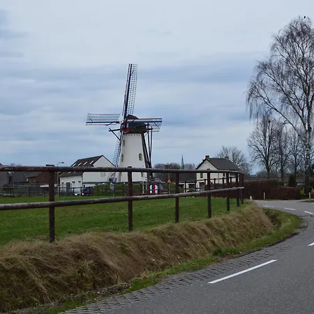Chalet In Tyrol Near Ski Slope *
